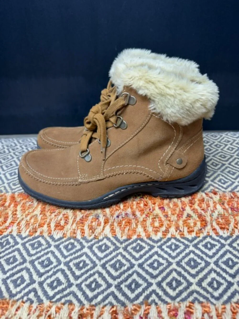 Bass Lone Wolf Boots Woman's Size 6.5
